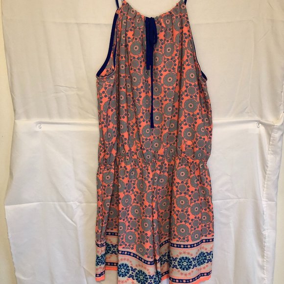 Romper - Picture 2 of 5